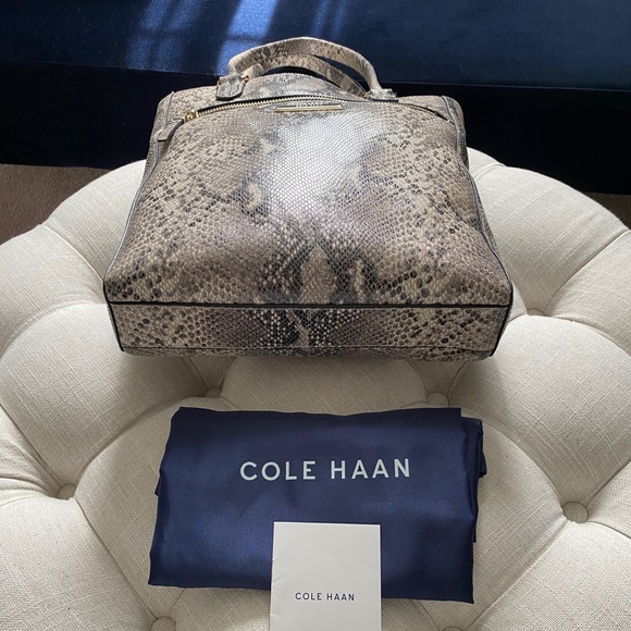 ✨SOLD!✨SALE!!!✨NEW!✨Cole Haan NWT! RARE Exotic Leather Bag - Picture 9 of 16